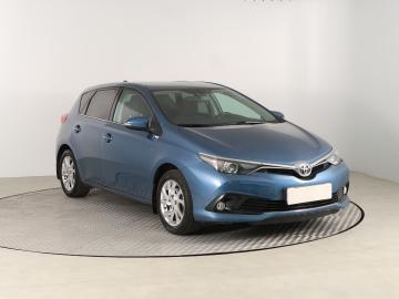 Toyota Auris, 2015