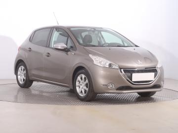 Peugeot 208, 2015