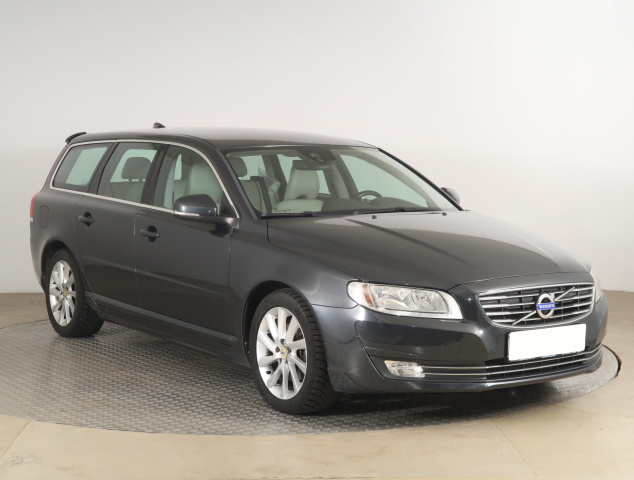 Volvo V70 2015