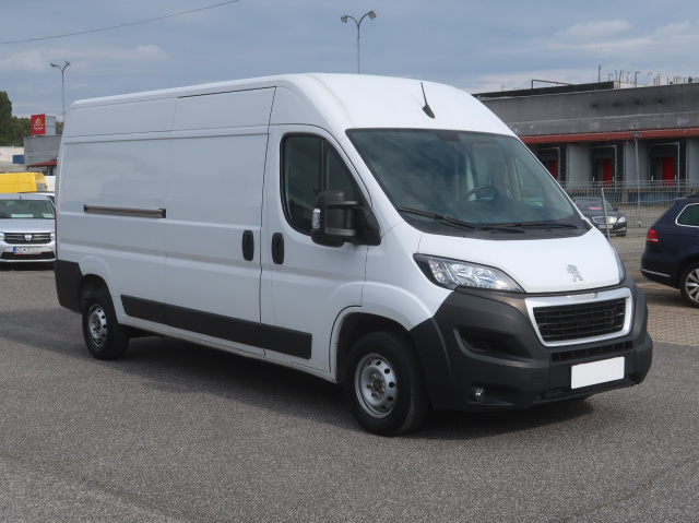 Peugeot Boxer 2021