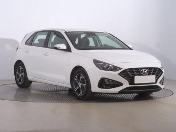 Hyundai i30, 2022