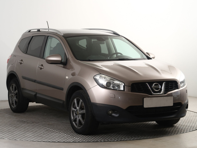 Nissan Qashqai+2