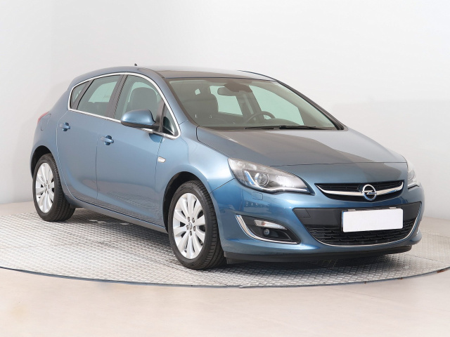 Opel Astra 2014