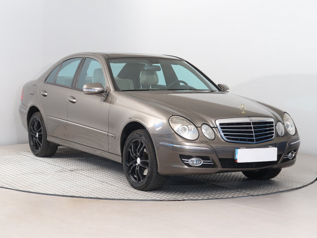 Mercedes-Benz E 2007