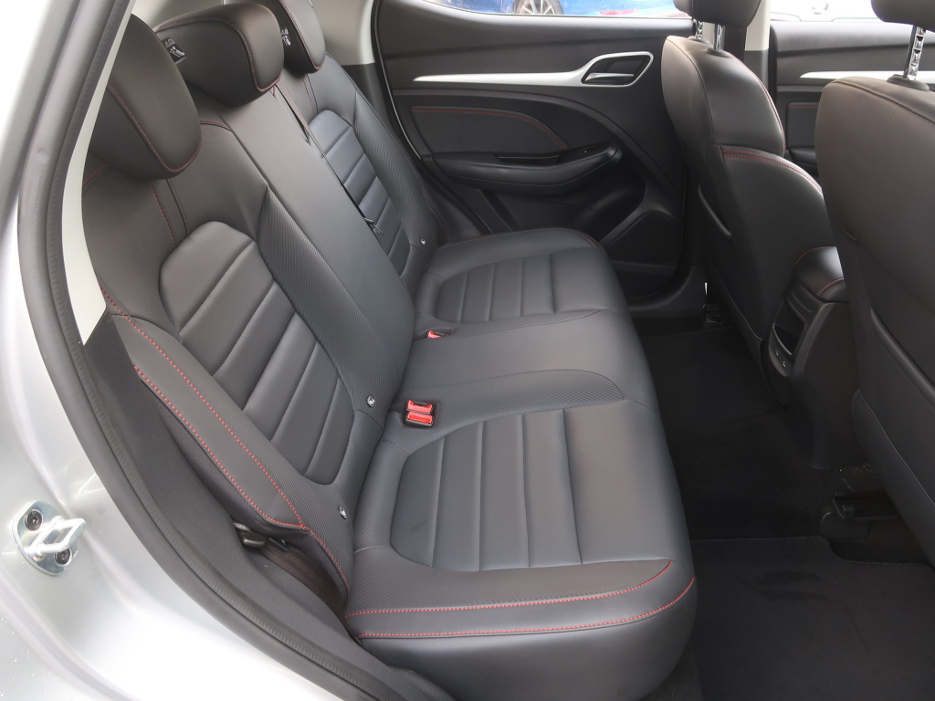 MG ZS SUV