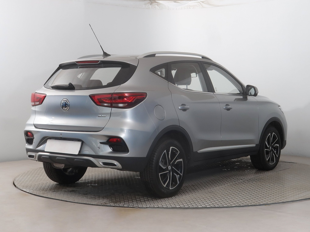 MG ZS SUV