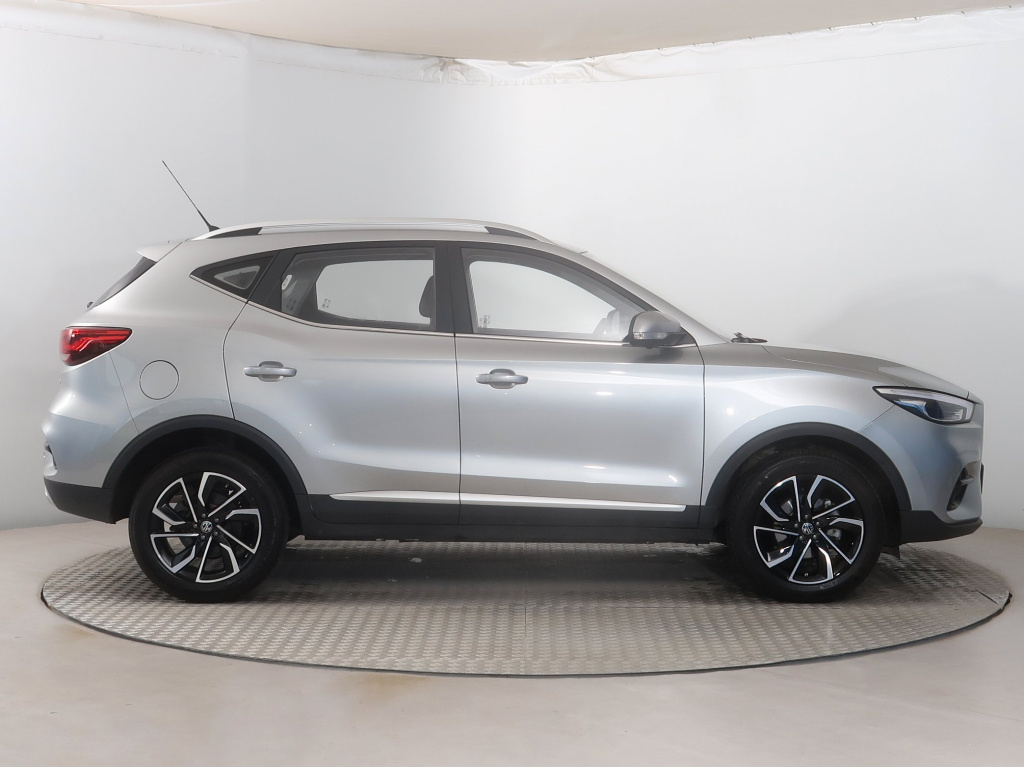 MG ZS SUV