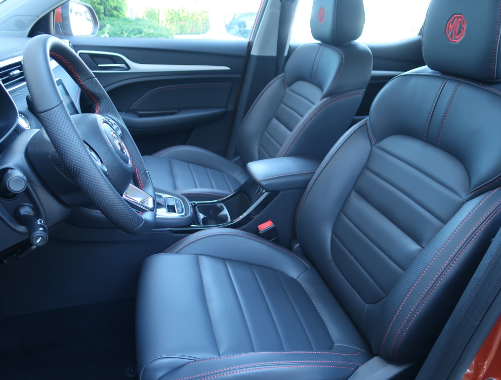 MG ZS SUV