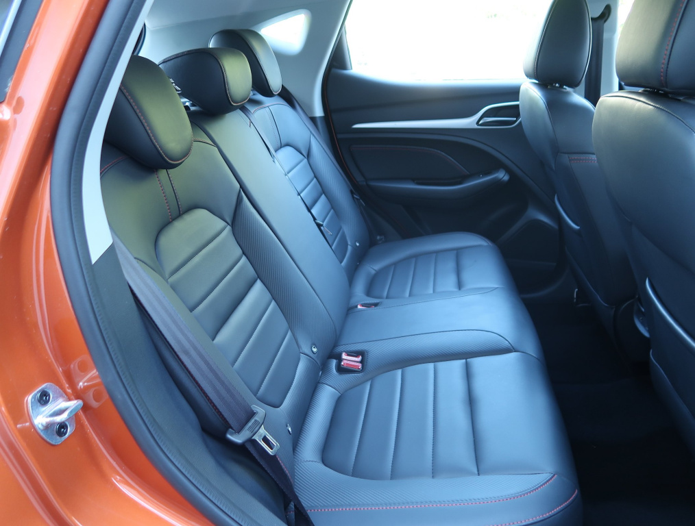 MG ZS SUV