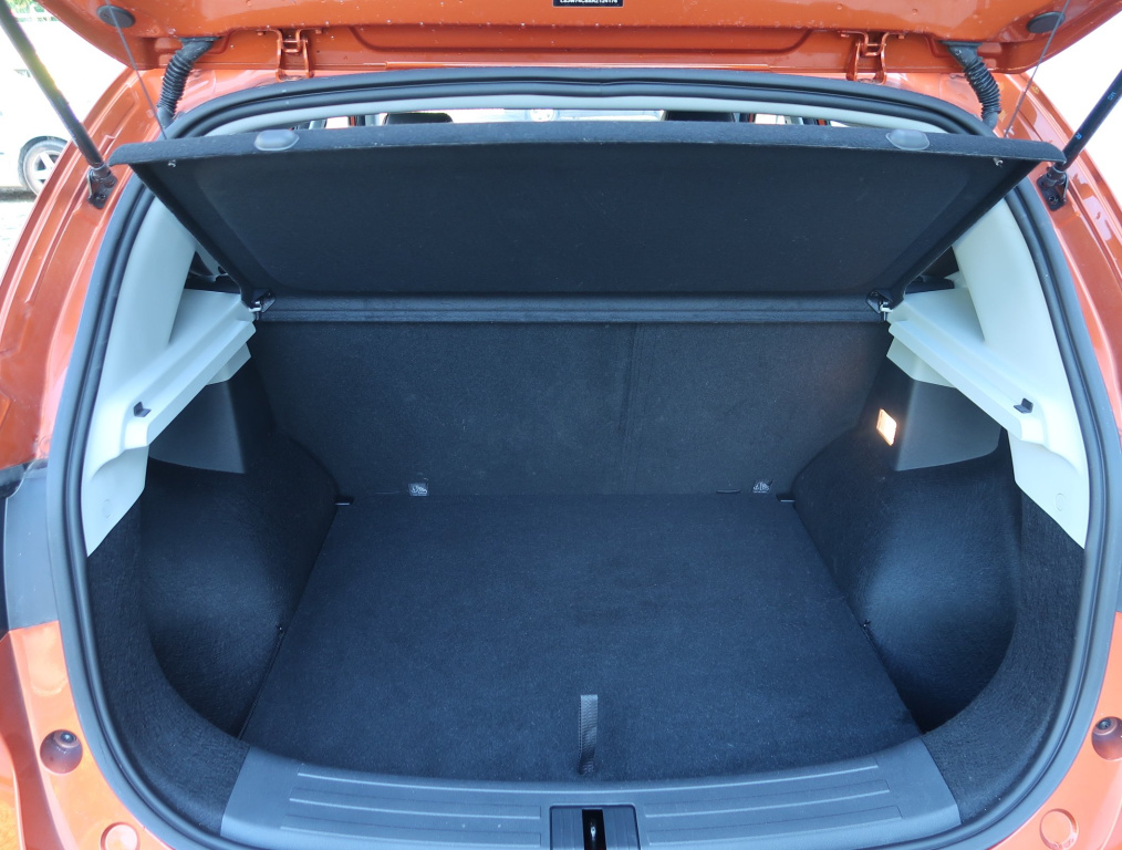 MG ZS SUV