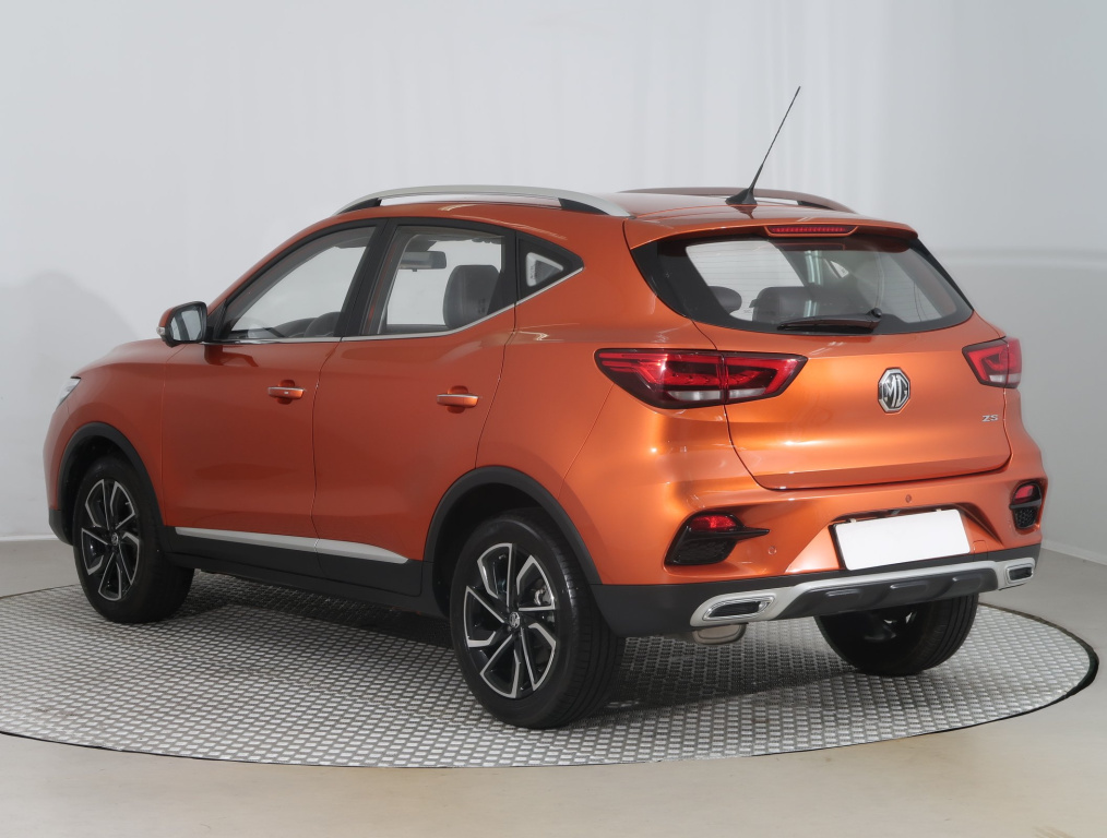 MG ZS SUV