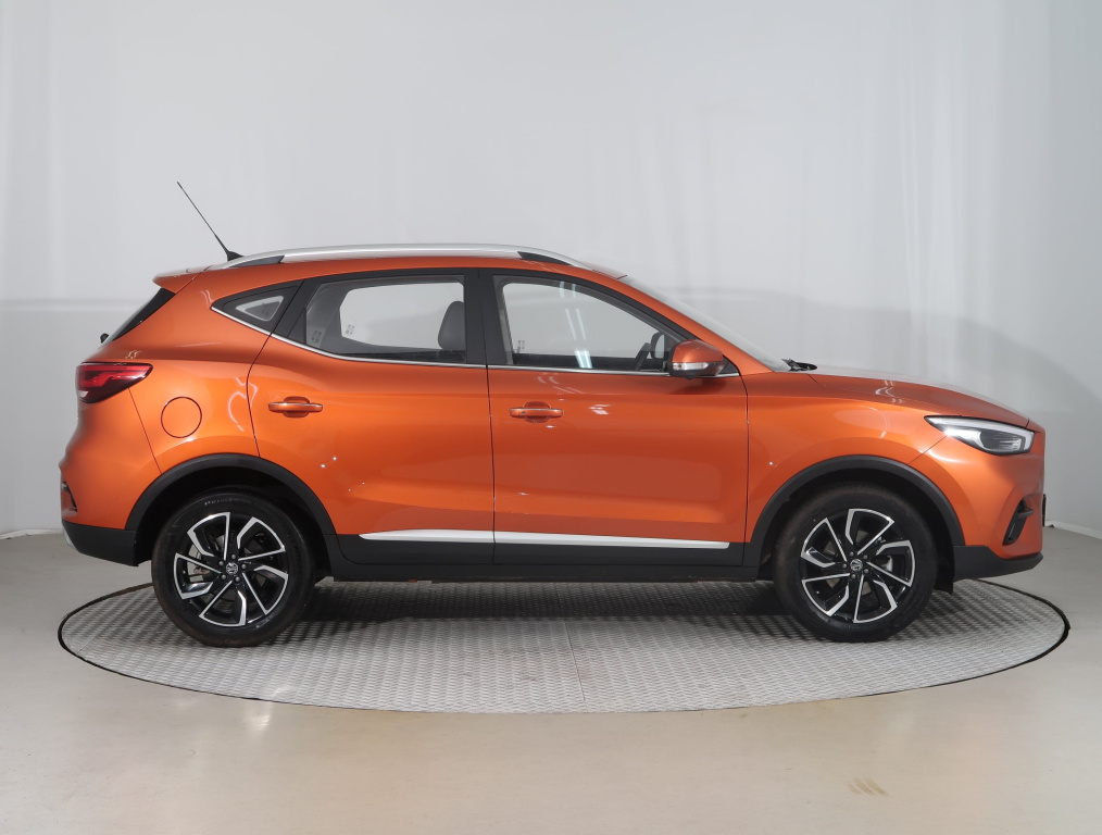 MG ZS SUV