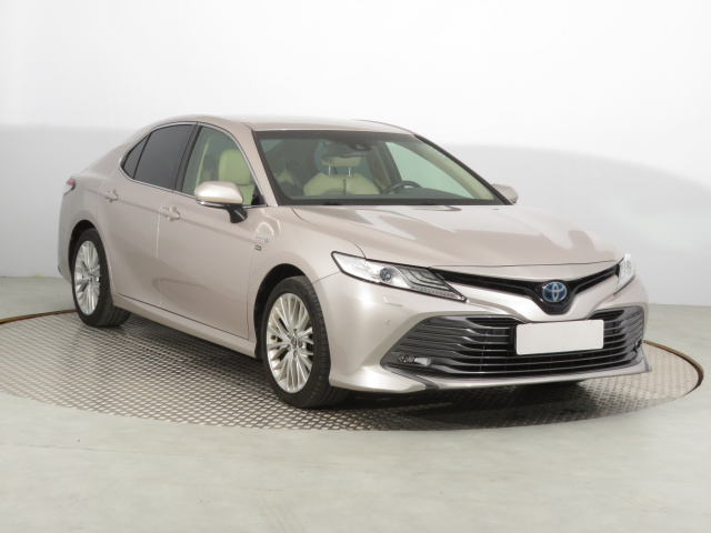 Toyota Camry 2020