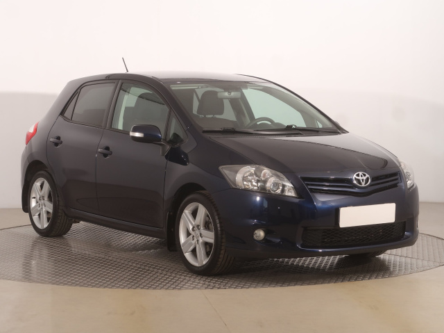 Toyota Auris 2010