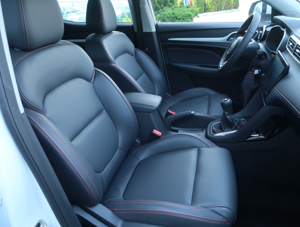 MG ZS SUV