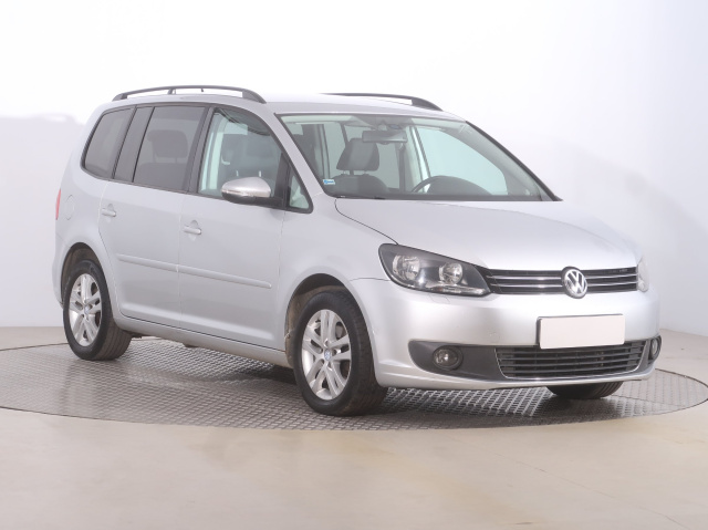 Volkswagen Touran 2011