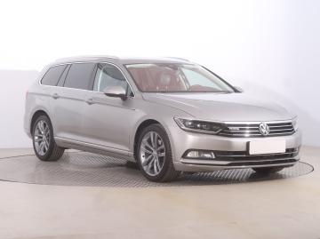 Volkswagen Passat, 2016