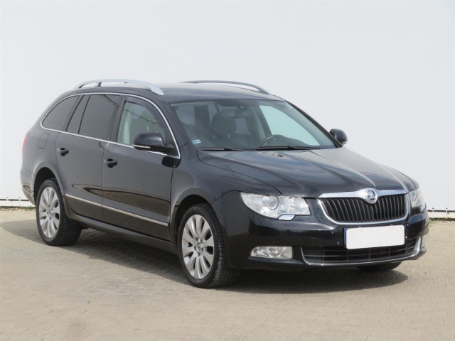 Škoda Superb 2010