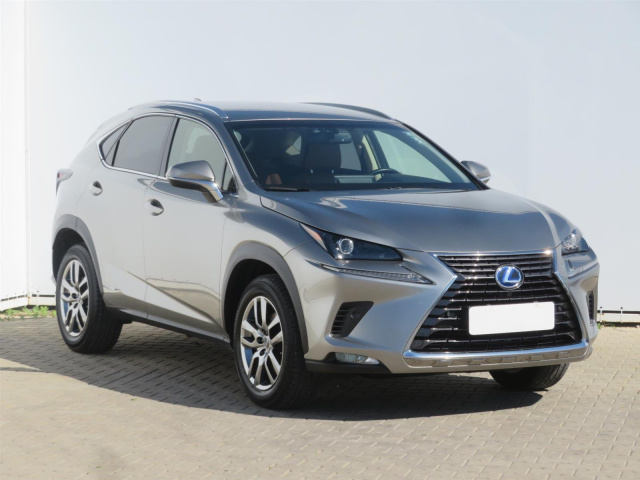 Lexus NX 2019