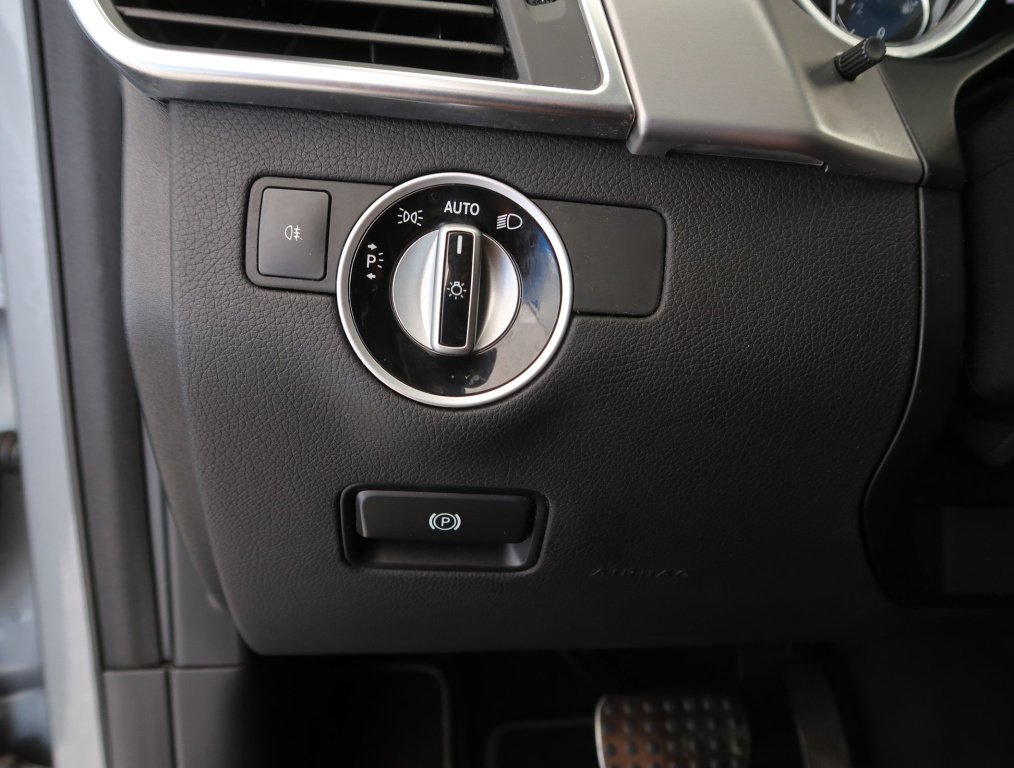 Mercedes-Benz ML