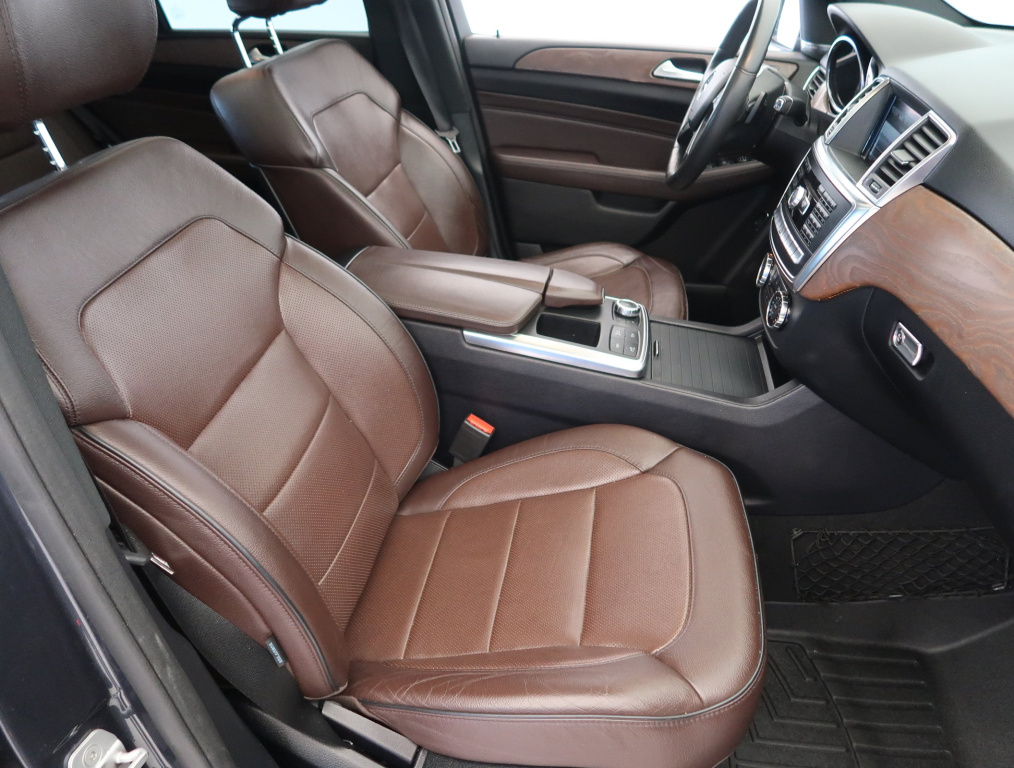 Mercedes-Benz ML