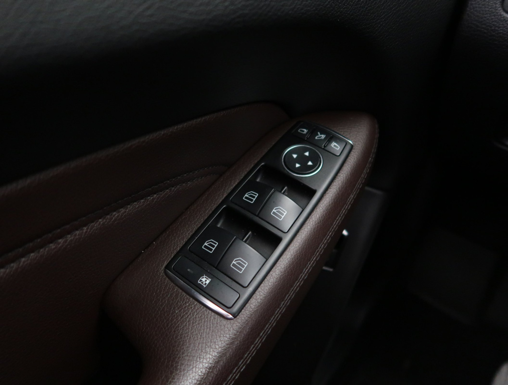 Mercedes-Benz ML