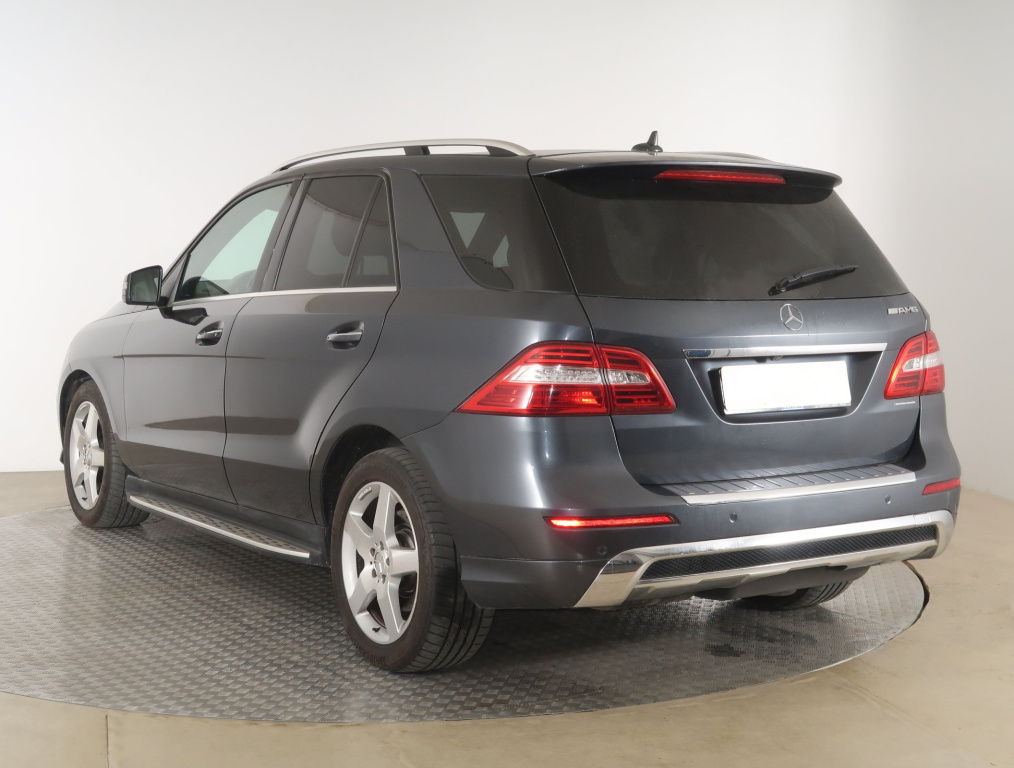 Mercedes-Benz ML