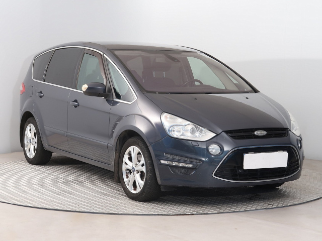 Ford S-Max 2012