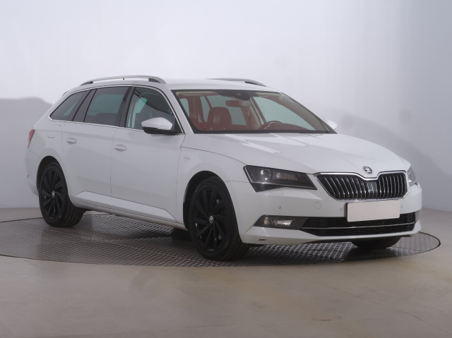 Škoda Superb 2016