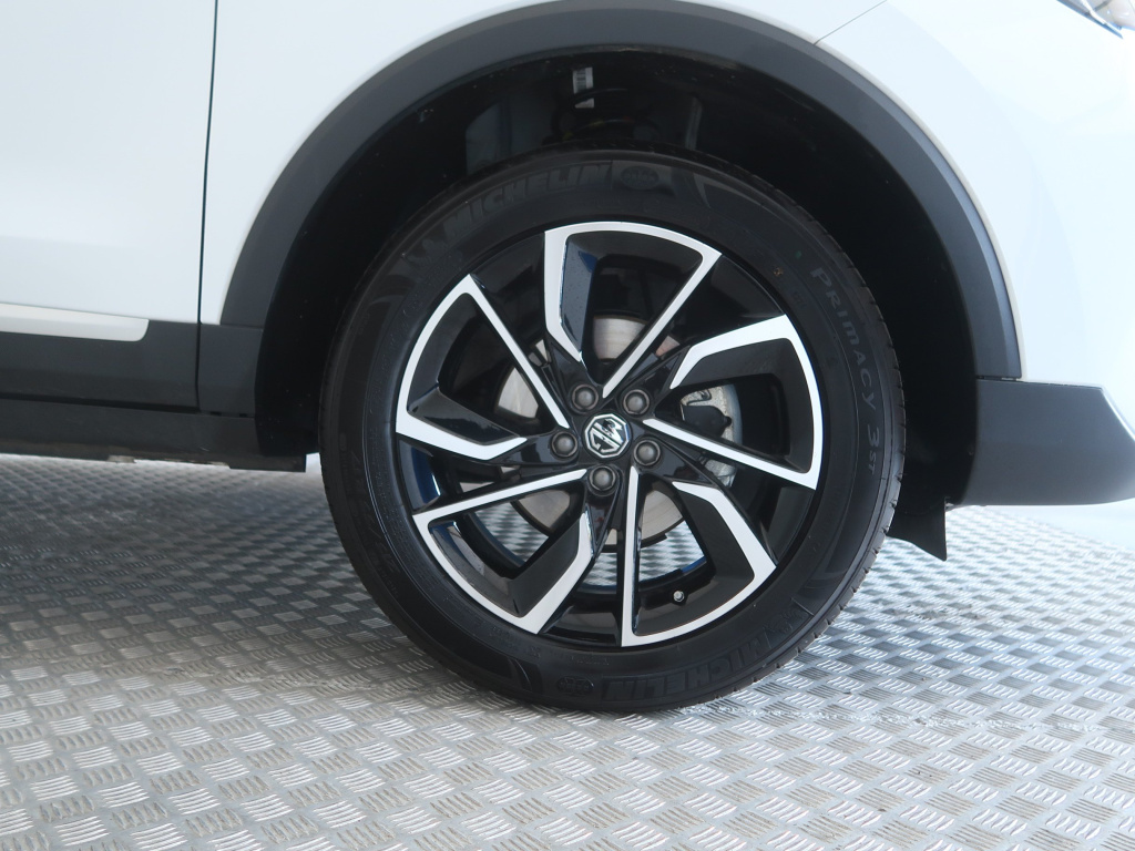 MG ZS SUV