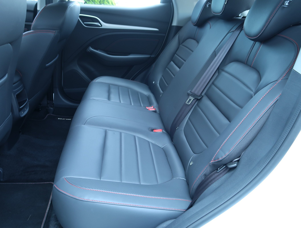 MG ZS SUV