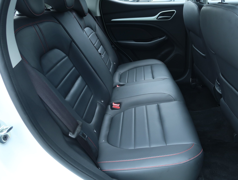 MG ZS SUV