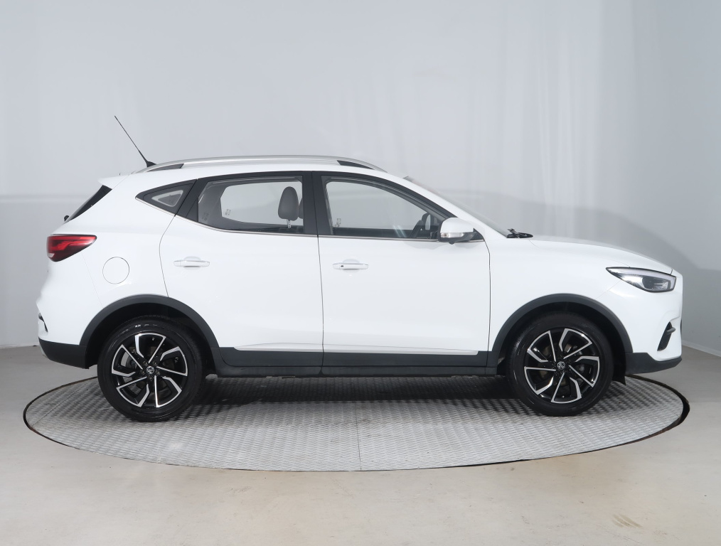 MG ZS SUV