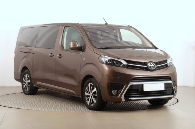 Toyota Proace Verso 2023