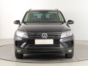 Volkswagen Touareg - 2015