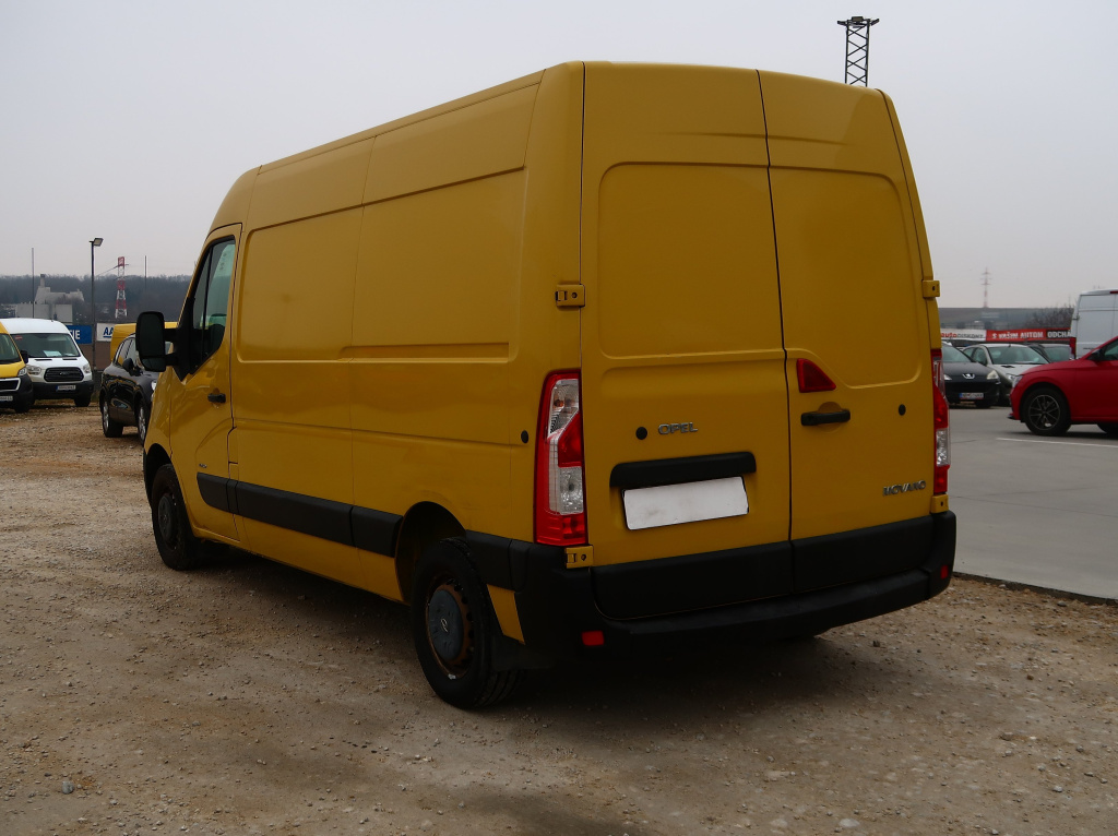 Opel Movano