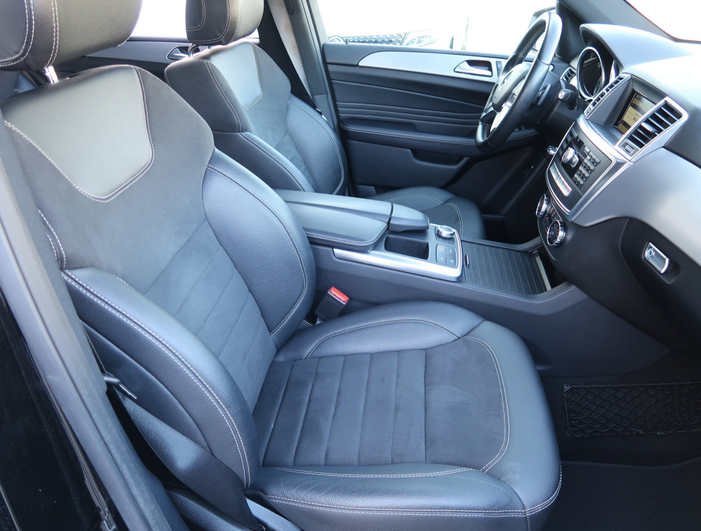 Mercedes-Benz ML