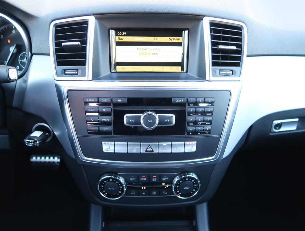 Mercedes-Benz ML