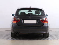 BMW 3 2006