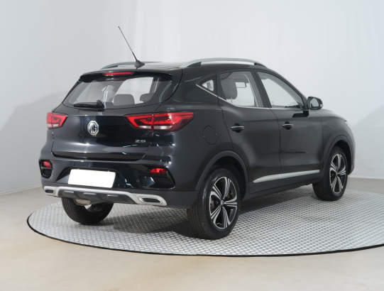 MG ZS SUV