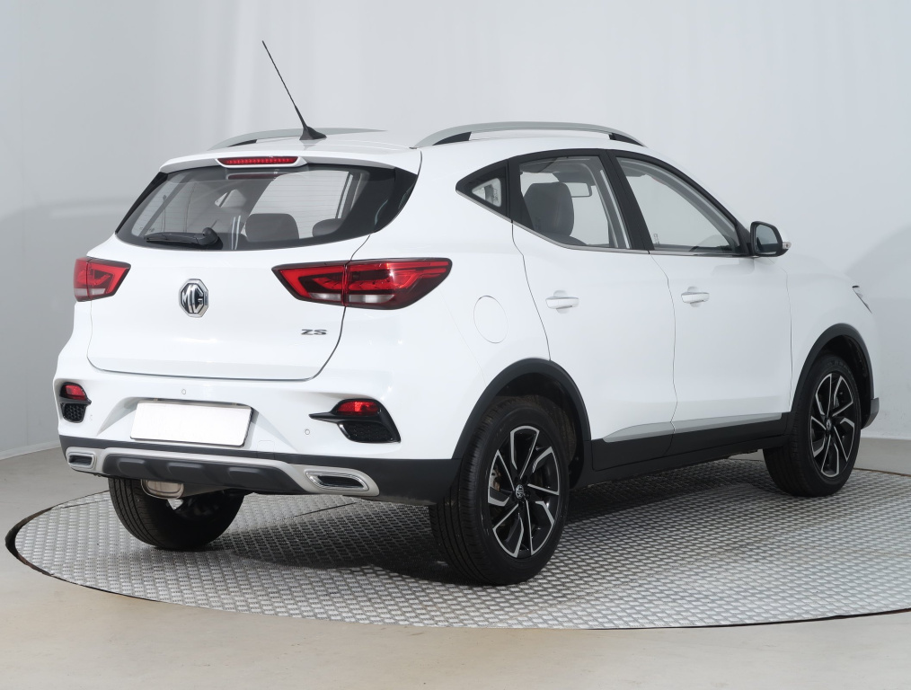 MG ZS SUV