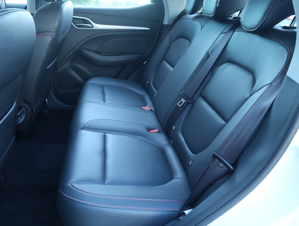 MG ZS SUV