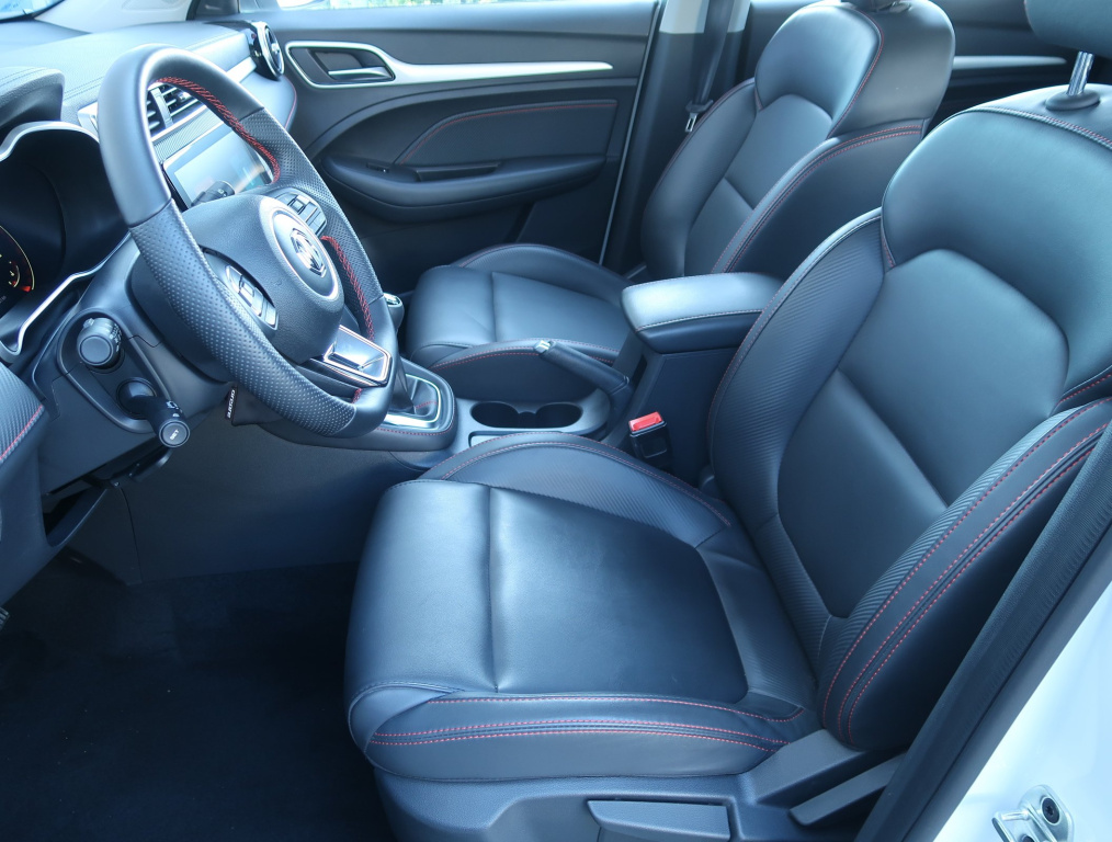 MG ZS SUV