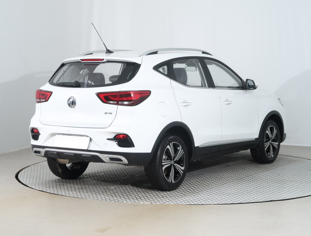 MG ZS SUV