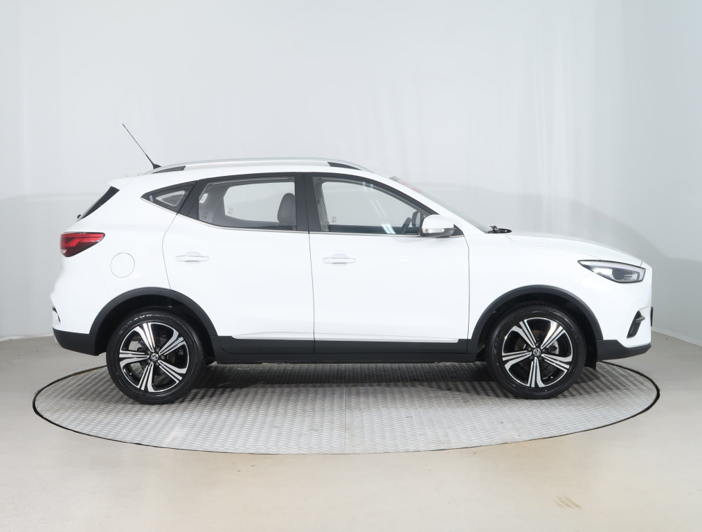 MG ZS SUV