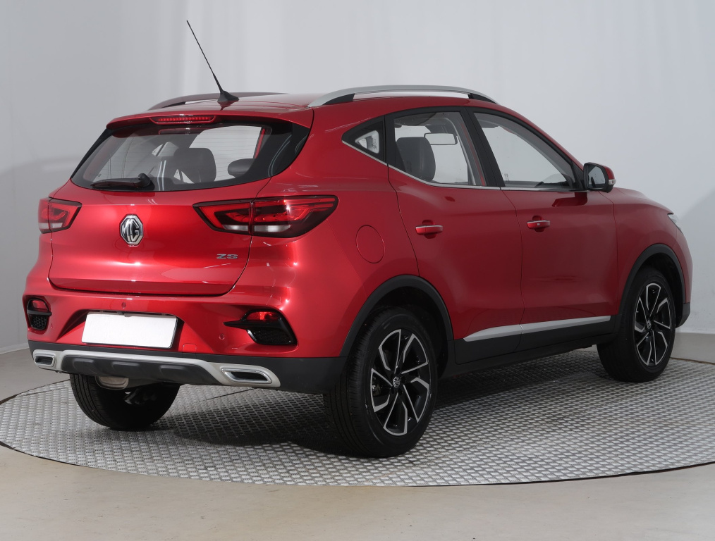 MG ZS SUV