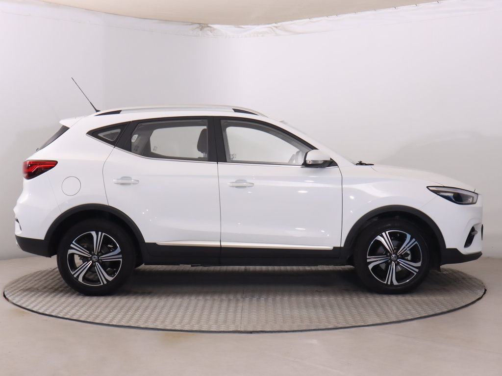 MG ZS SUV