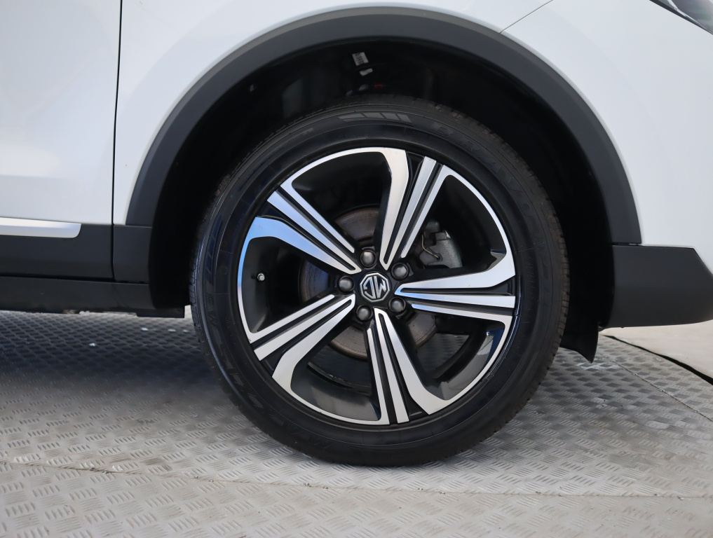 MG ZS SUV