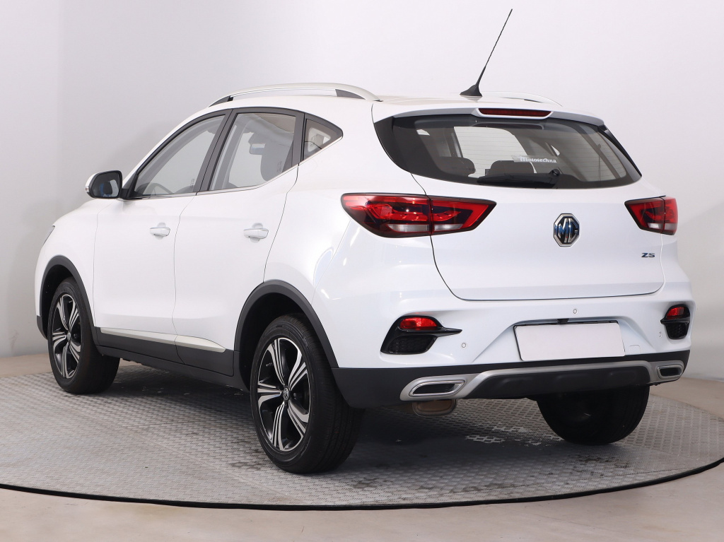 MG ZS SUV