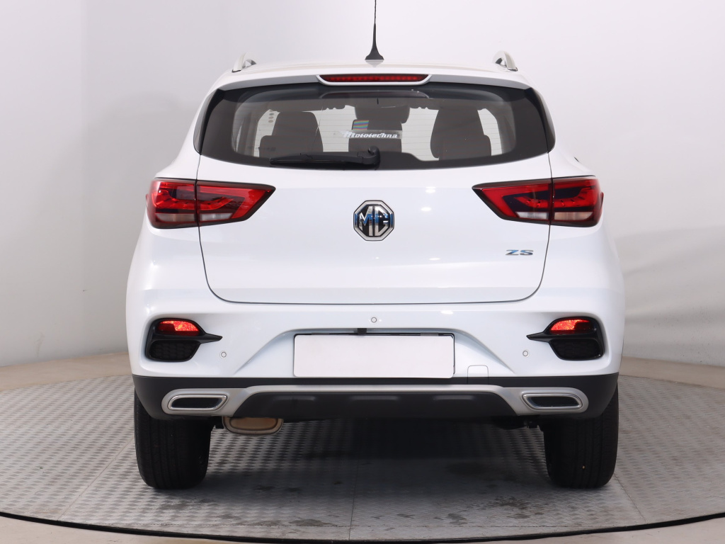 MG ZS SUV